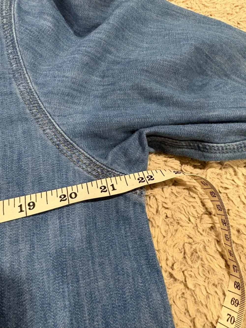 Wrangler Denim Button Down Shirt Mens Size Medium Blue Good‎ Western Long Sleeve